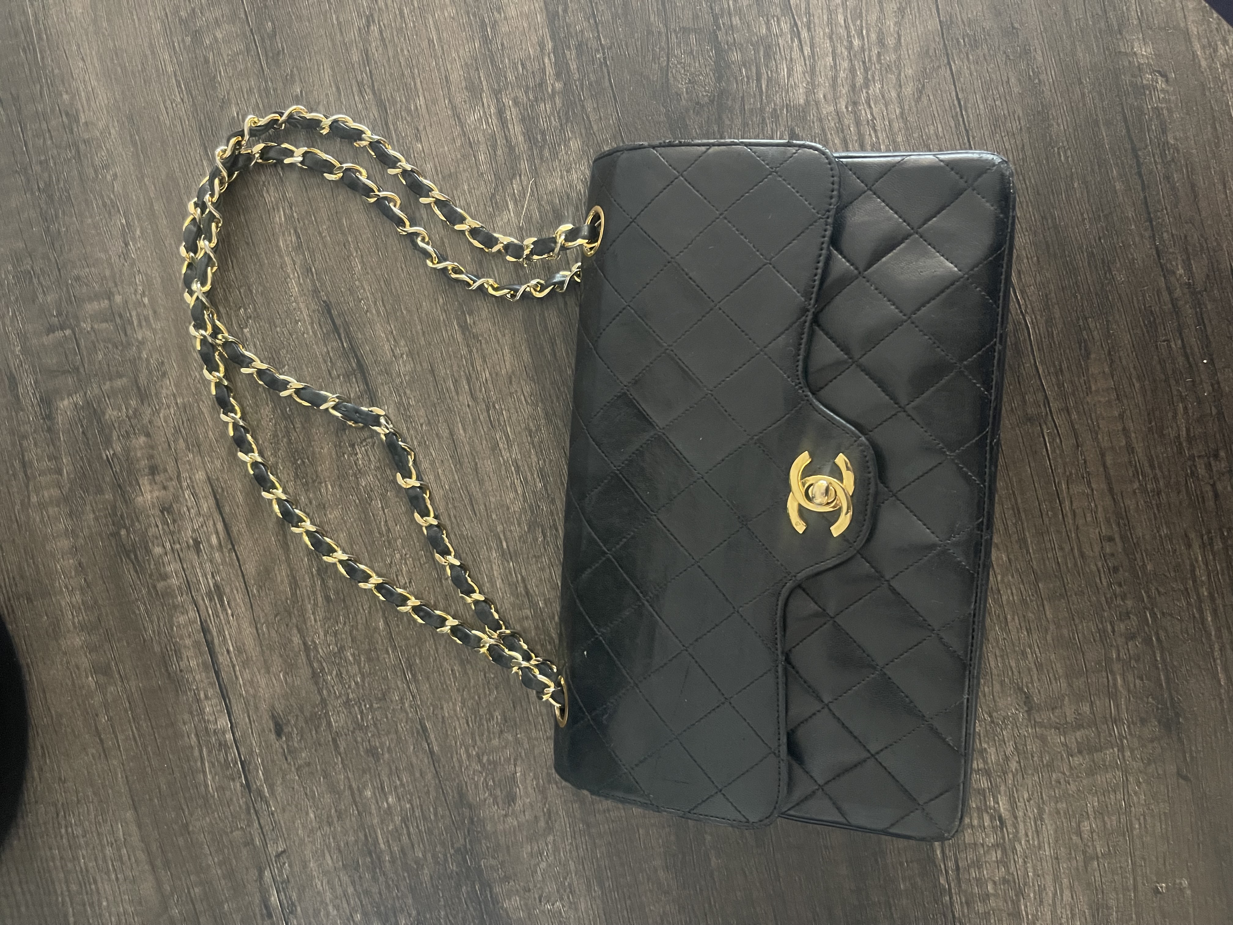 Chanel medium double flap 