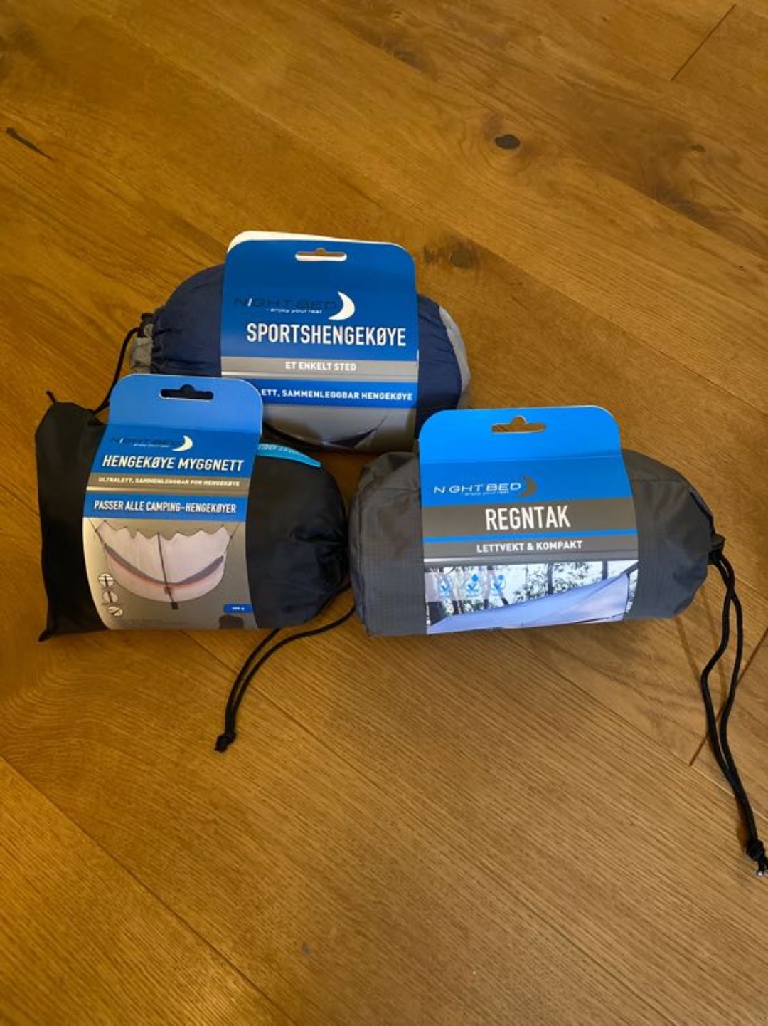 Hengekøye med myggnetting og tarp