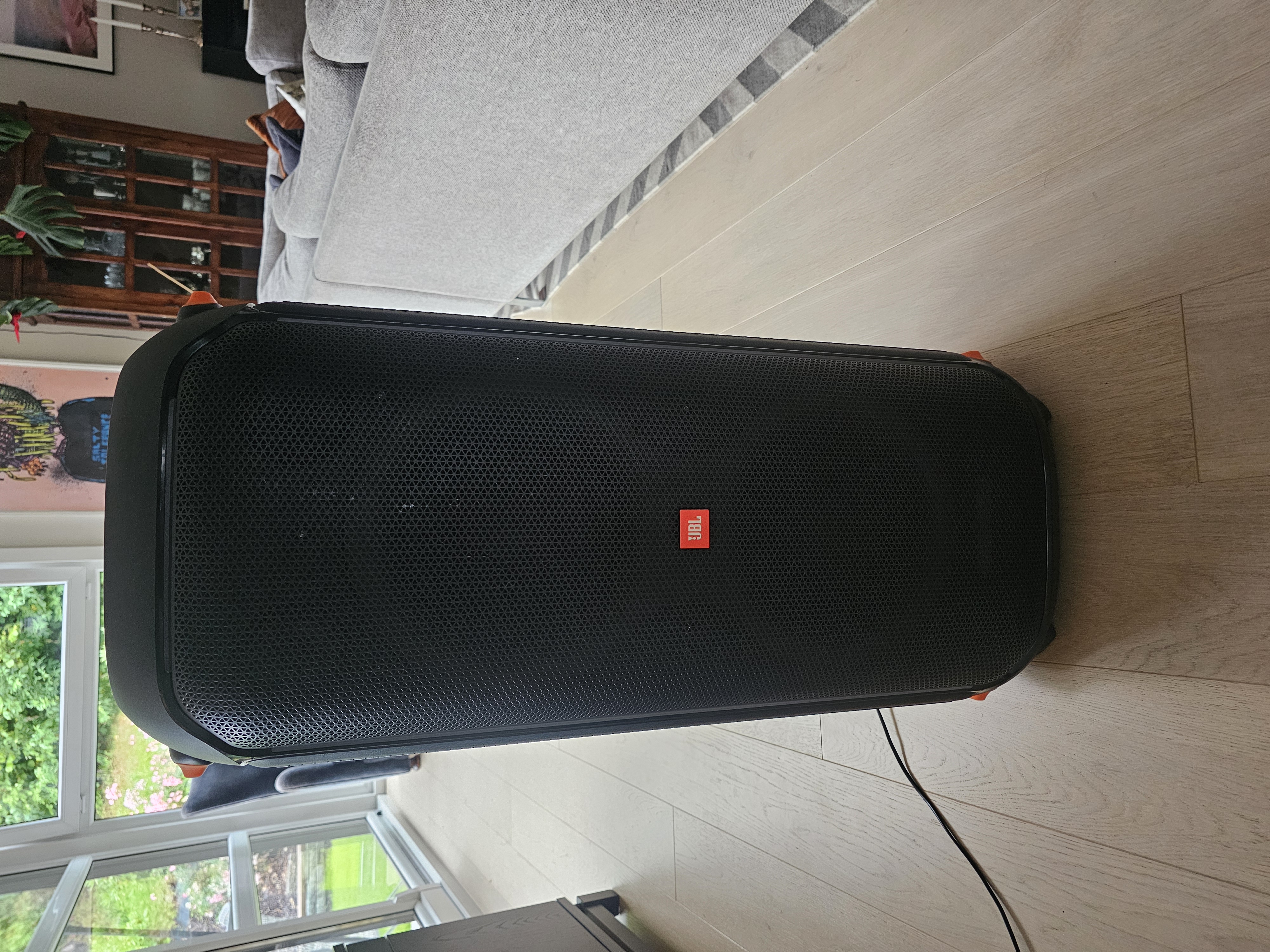 Utleie av jbl partybox 710 - perfekt for fest