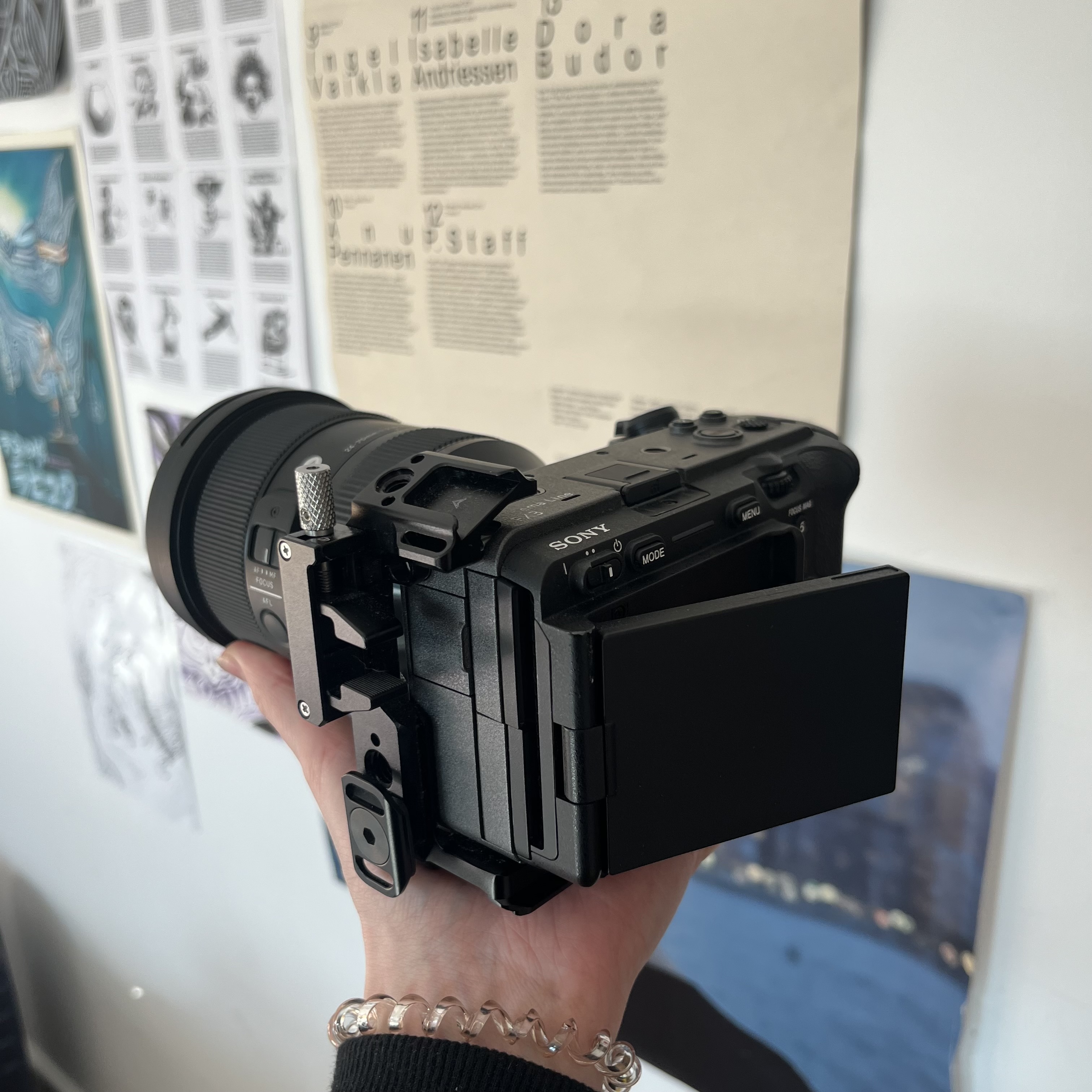 Sony fx3 body + sigma 24-70mm f2.8 art lens + cage & xlr handle