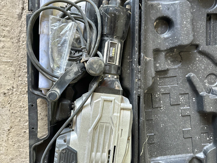 Bilningshammare 1700 w 60 j