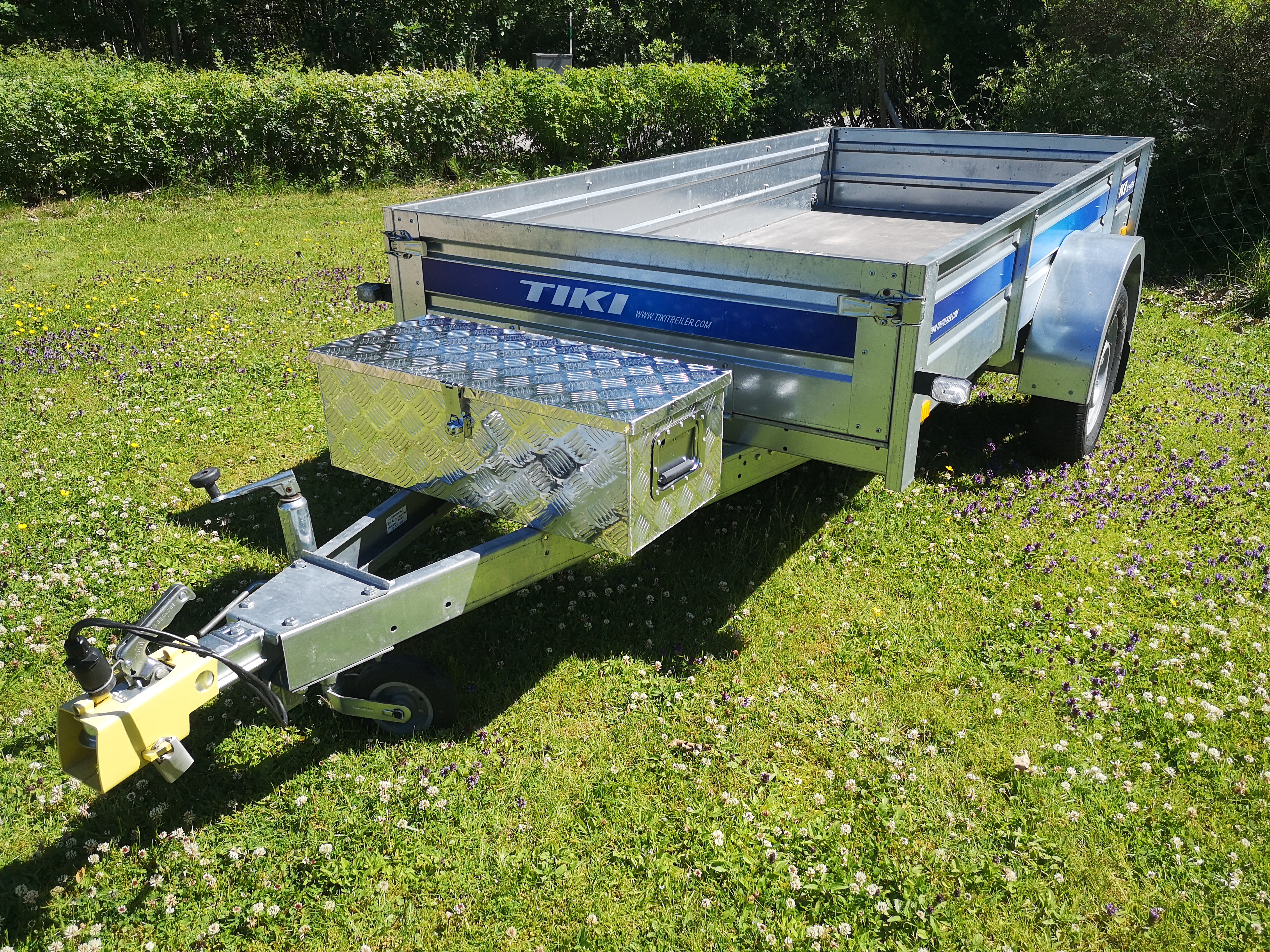 Öppen obromsad 80-släpkärra