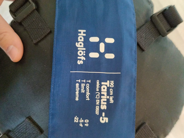 Haglöfs tarius 3:n vuodenajan makuupussi