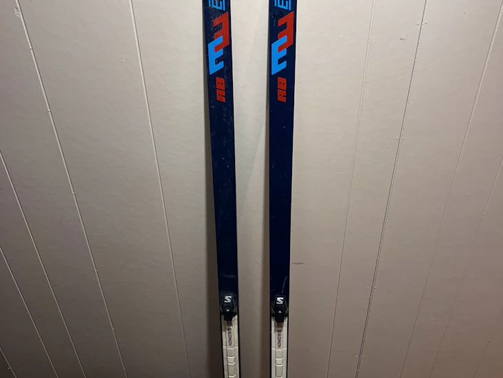 For heights 5’10” - 6’, cross country skis.