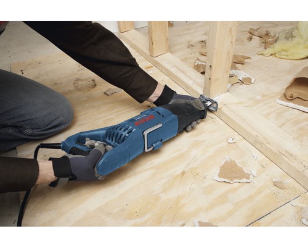 Bosch proffesional tigersåg 1100w. nyskick!