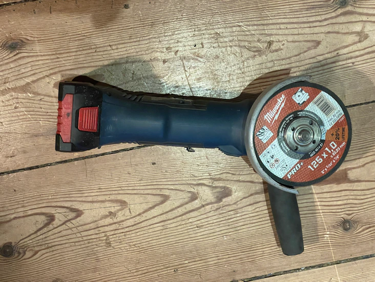 Bosch angle grinder 18v