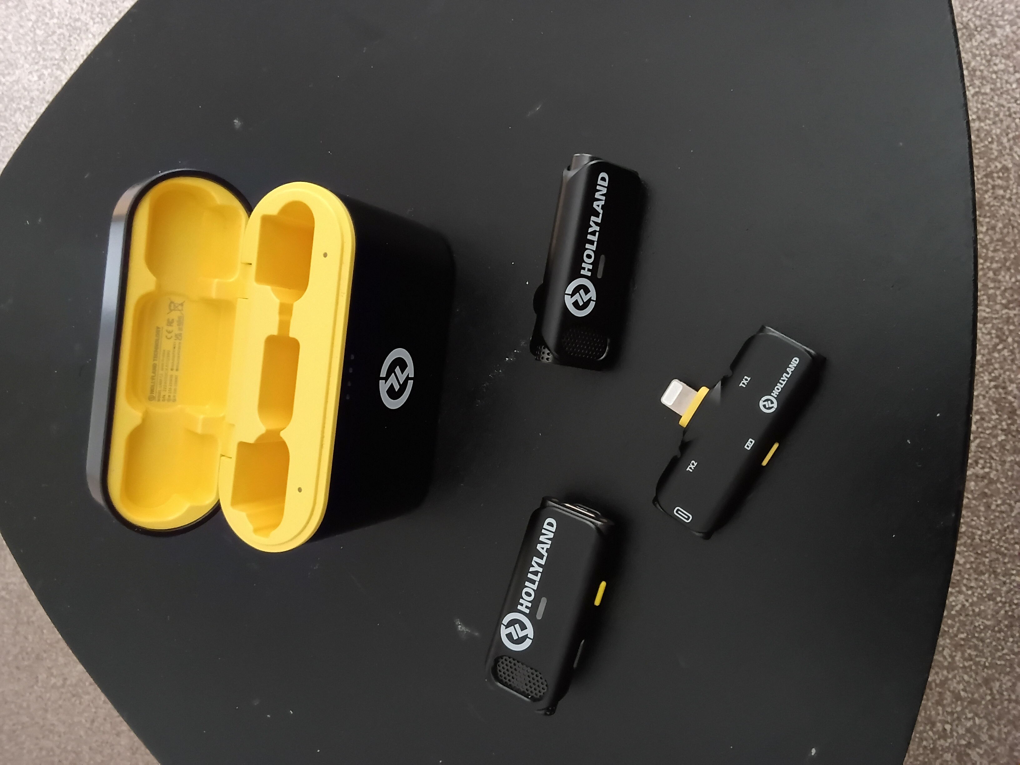 Hollyland lark m1 mics for iphones