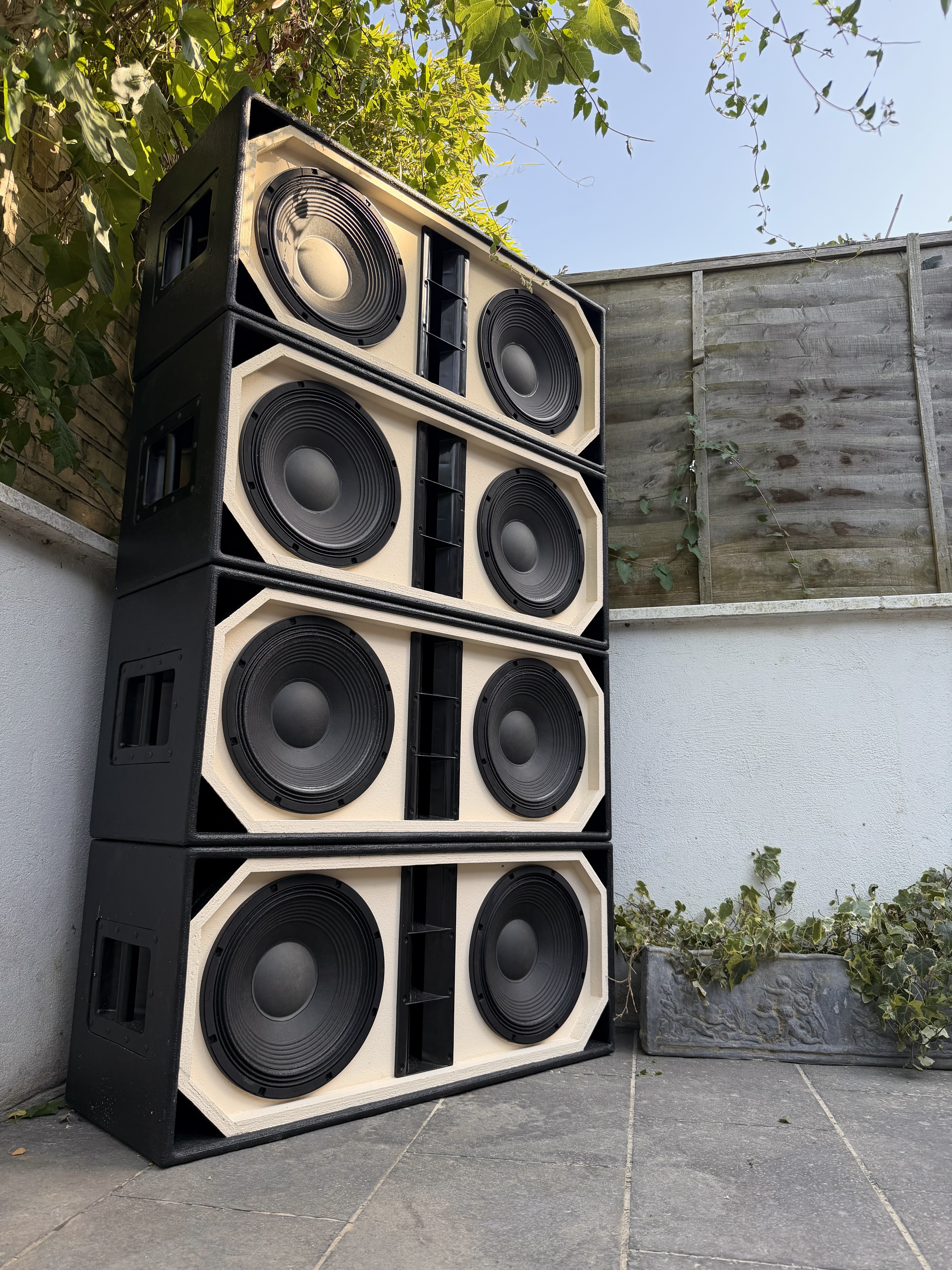 Prop speakers for photoshoots 