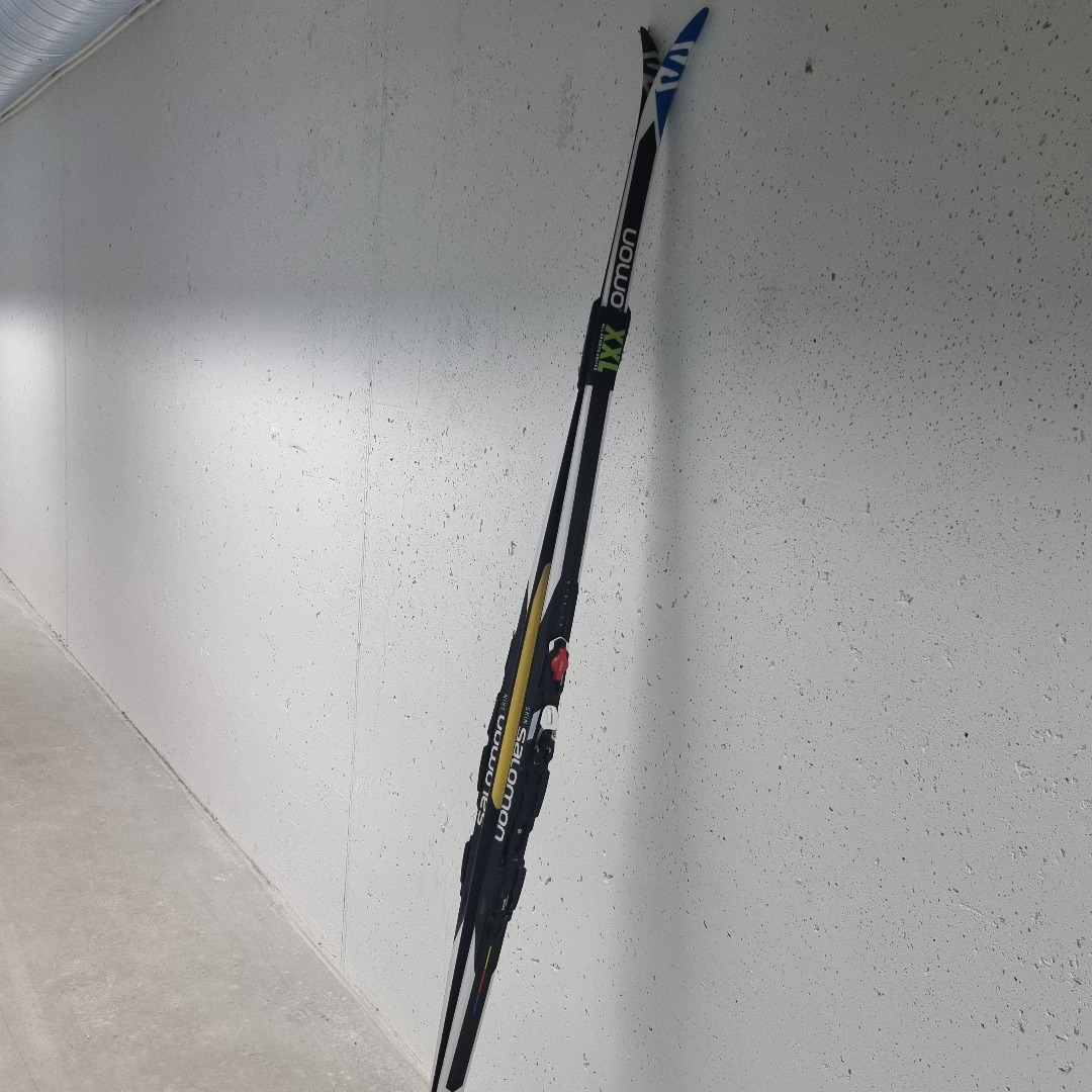 Langrennspakke: felleski 196cm, sko og staver