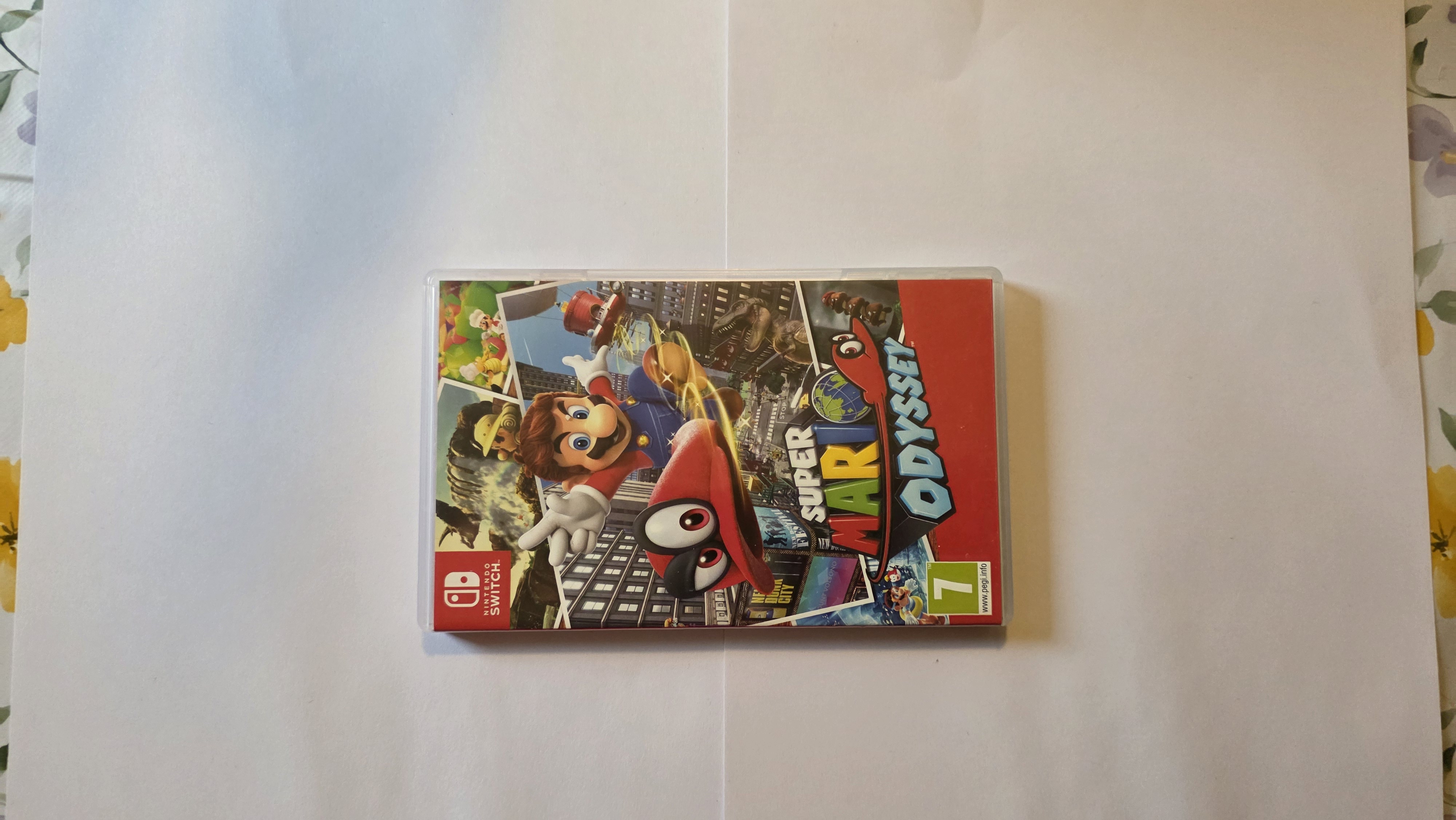 Nintendo switch - super mario odyssey