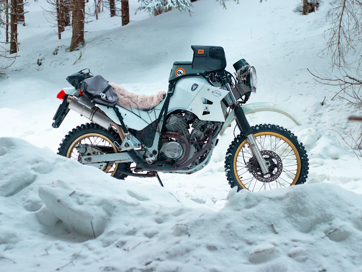 Mojavi saddlebag – lett og kompakt mc-bagasje (12l)