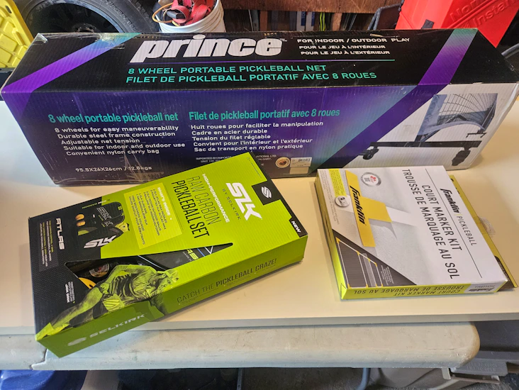 Mobile pickleball set