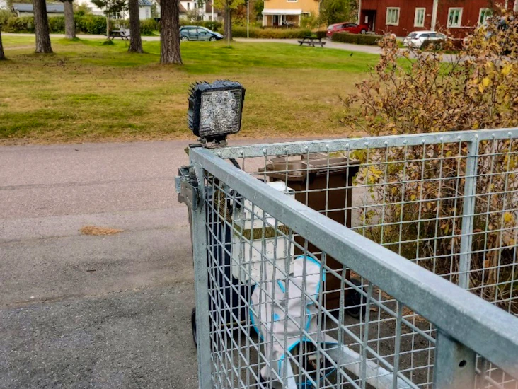 Reko släpvagn med rejält galler