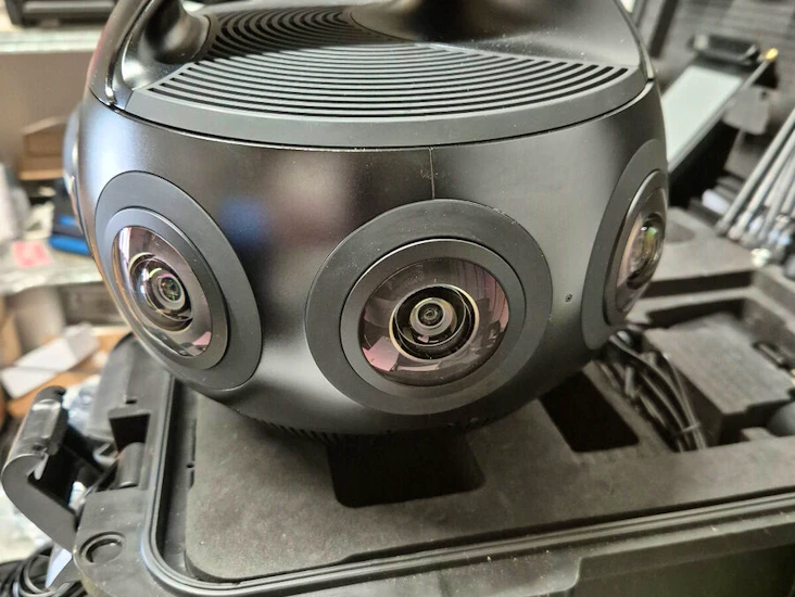 Insta360 titan 11k virtual reality camera