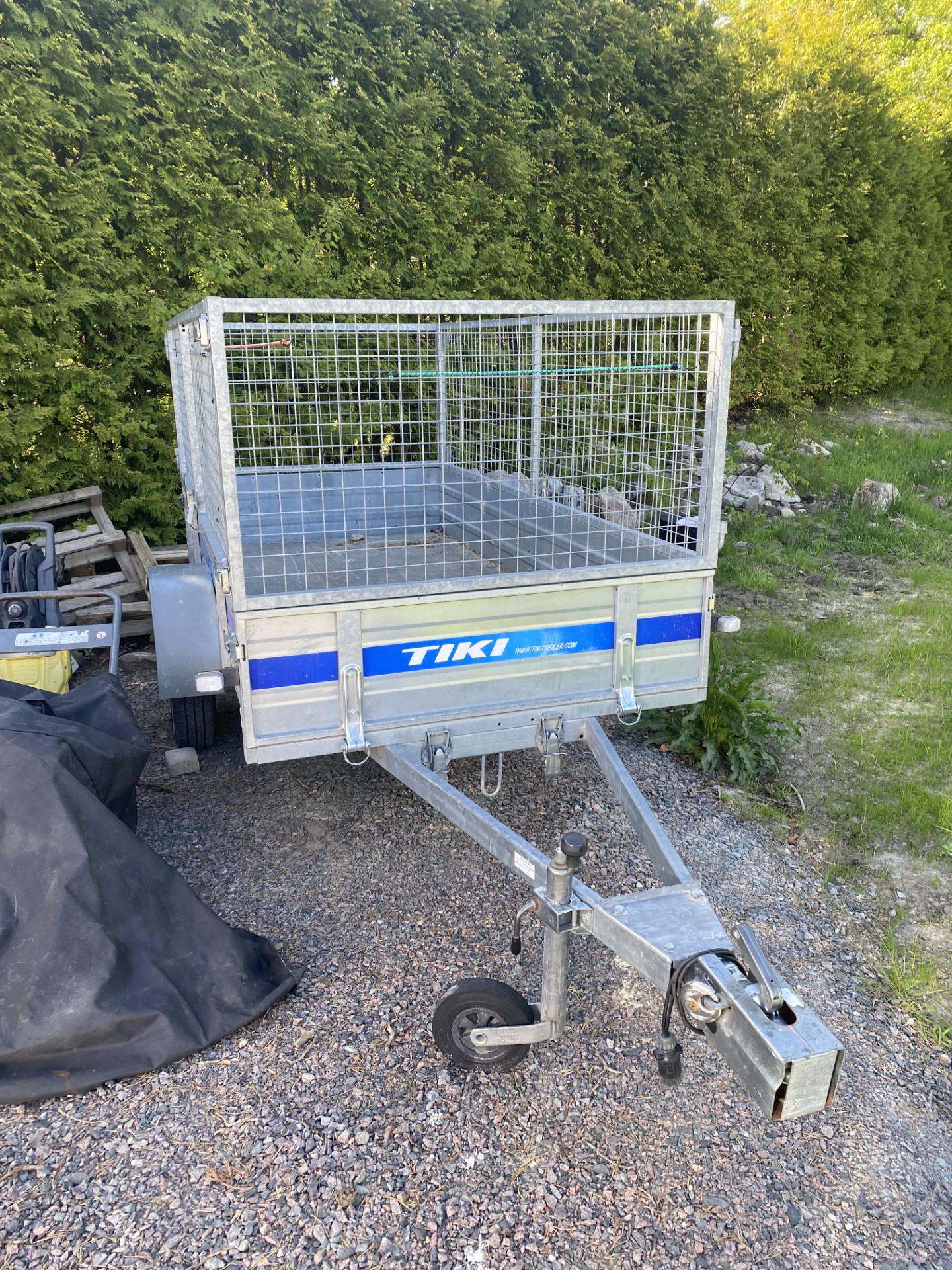Tiki trailer cp250-r gallersläp
