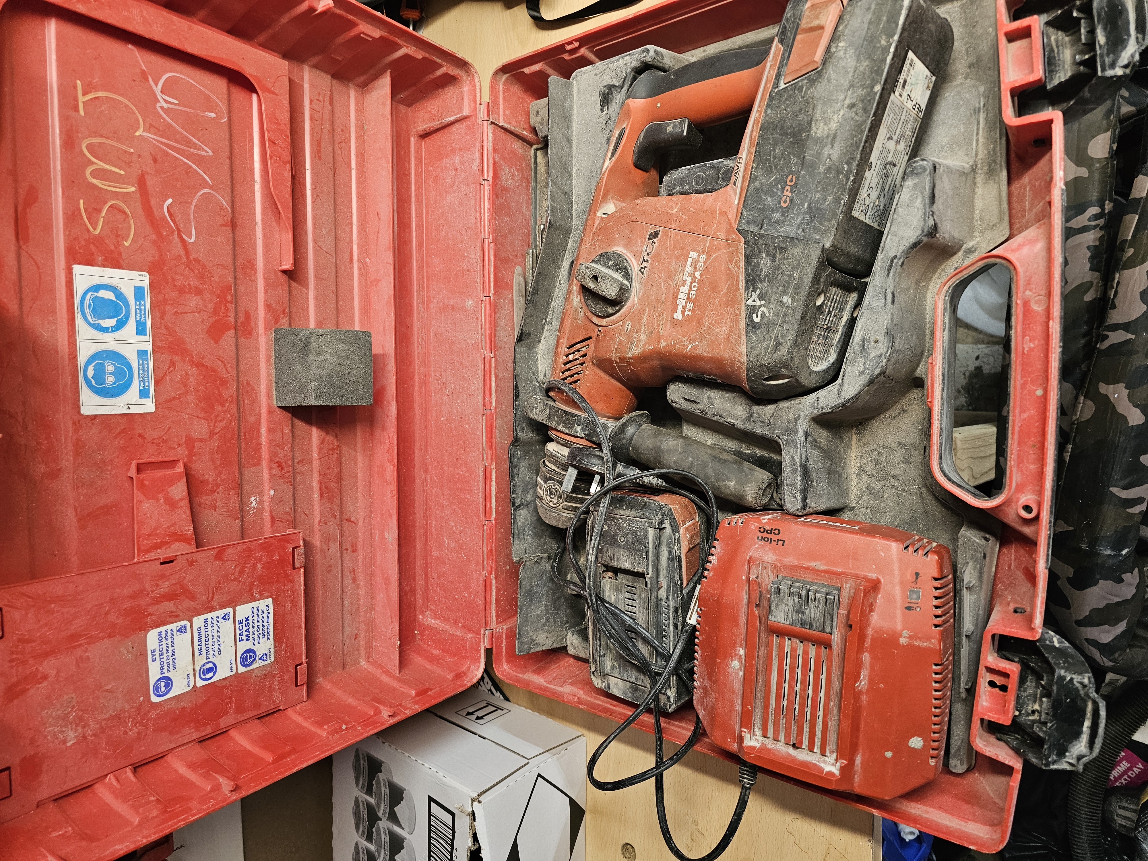 Hilti breaker drill heavy duty