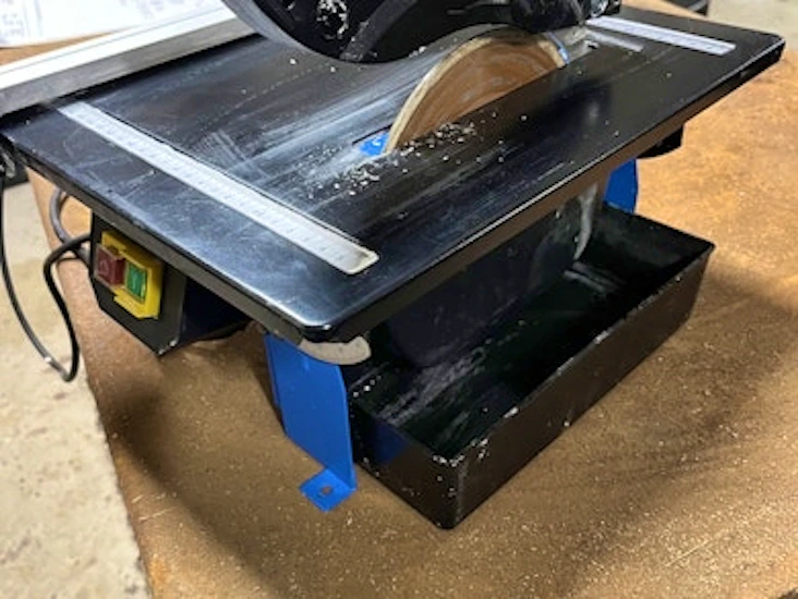 Kakelskärare (elektrisk m. vatten)