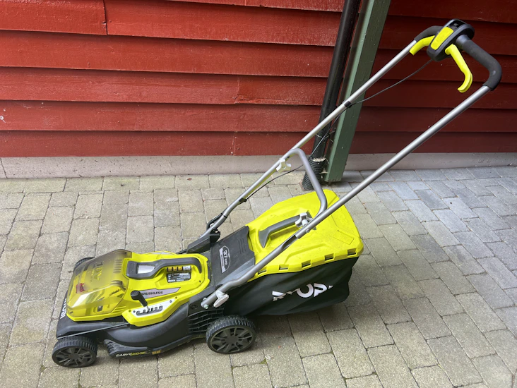 Ryobi 18lmx37a batteridrevet