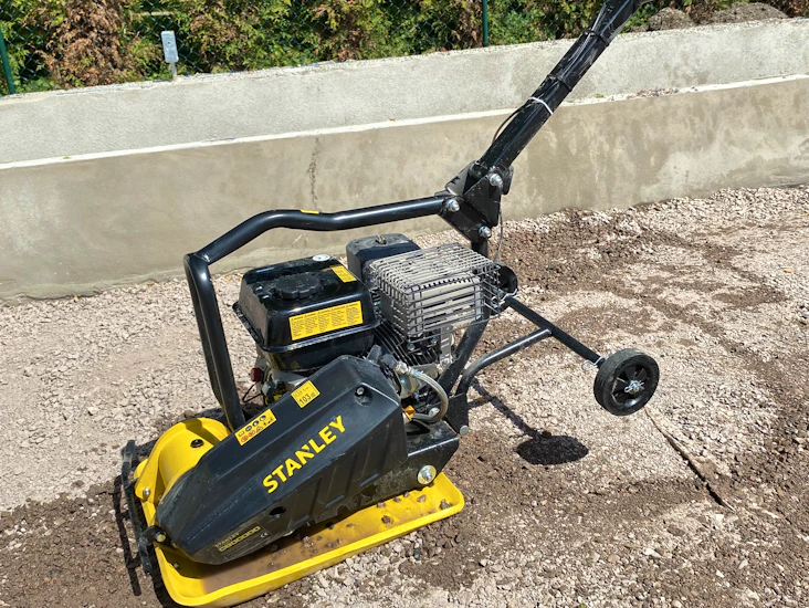 Markvibrator ”padda” 90kg