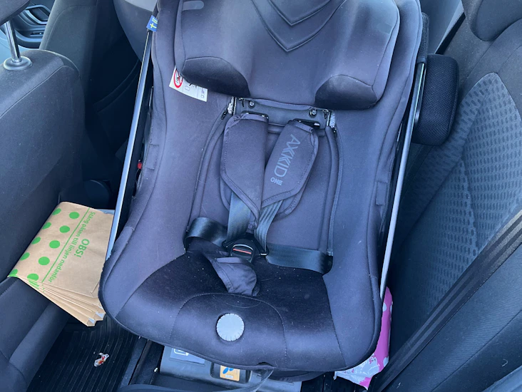 Axkid one, bilbarnstol, isofix
