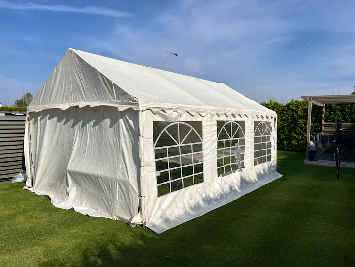 Partytält 4x6m