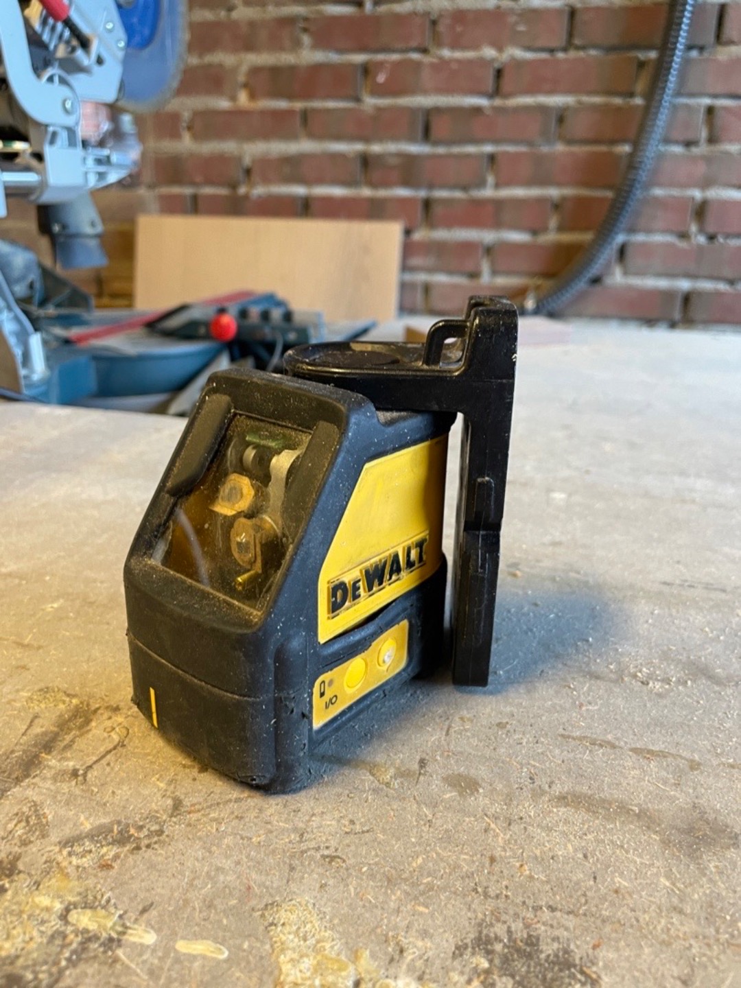 Dewalt krysslaser