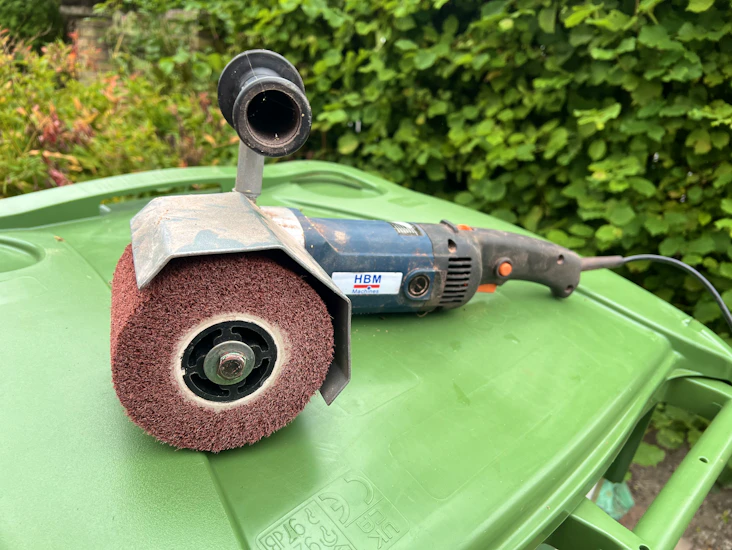 Slip och polermaskin