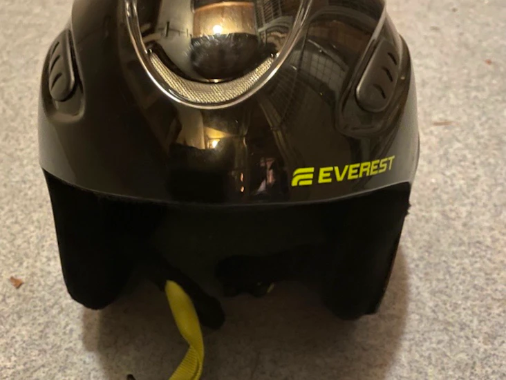 Skidhjälm svart everest
