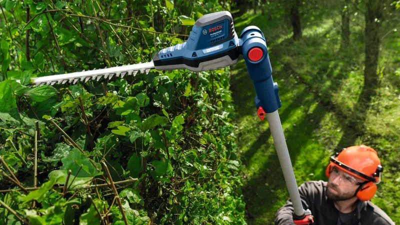 Sladdlös teleskopisk häcksax bosch proffesional