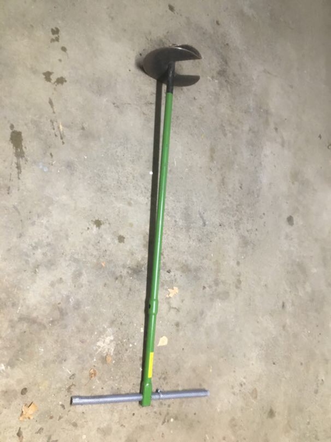 Jordborr skurpsborren