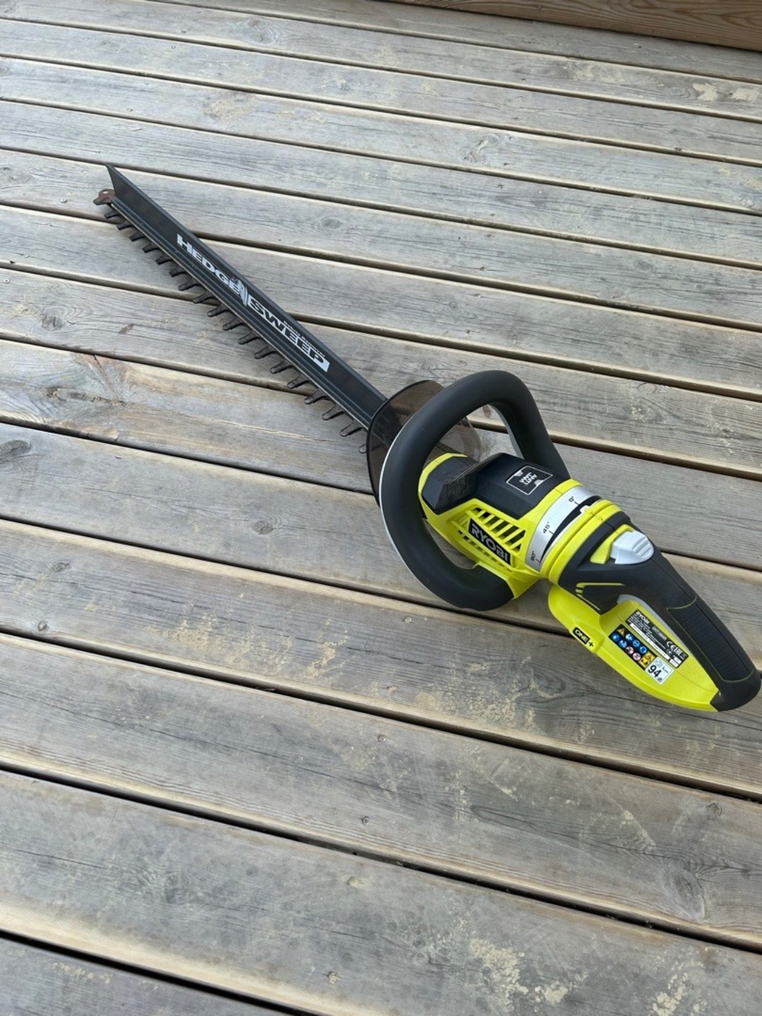 Batteridriven häcksax ryobi