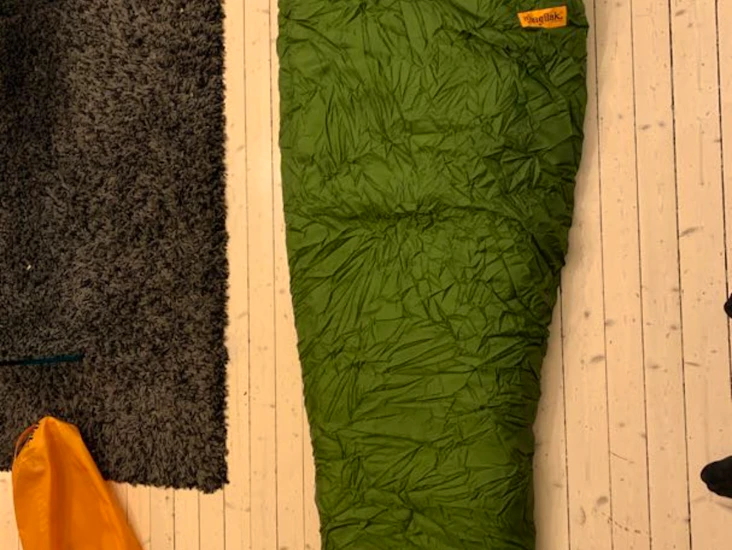 Vintersovepose -30grader