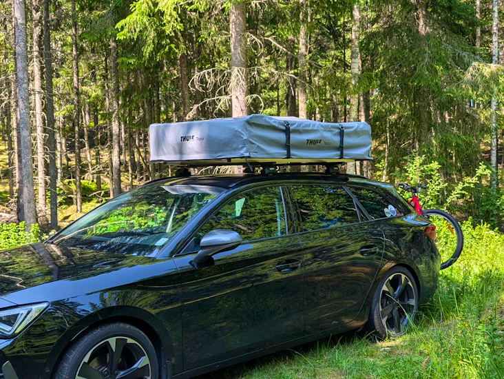 Thule tepui för 3 personer.
