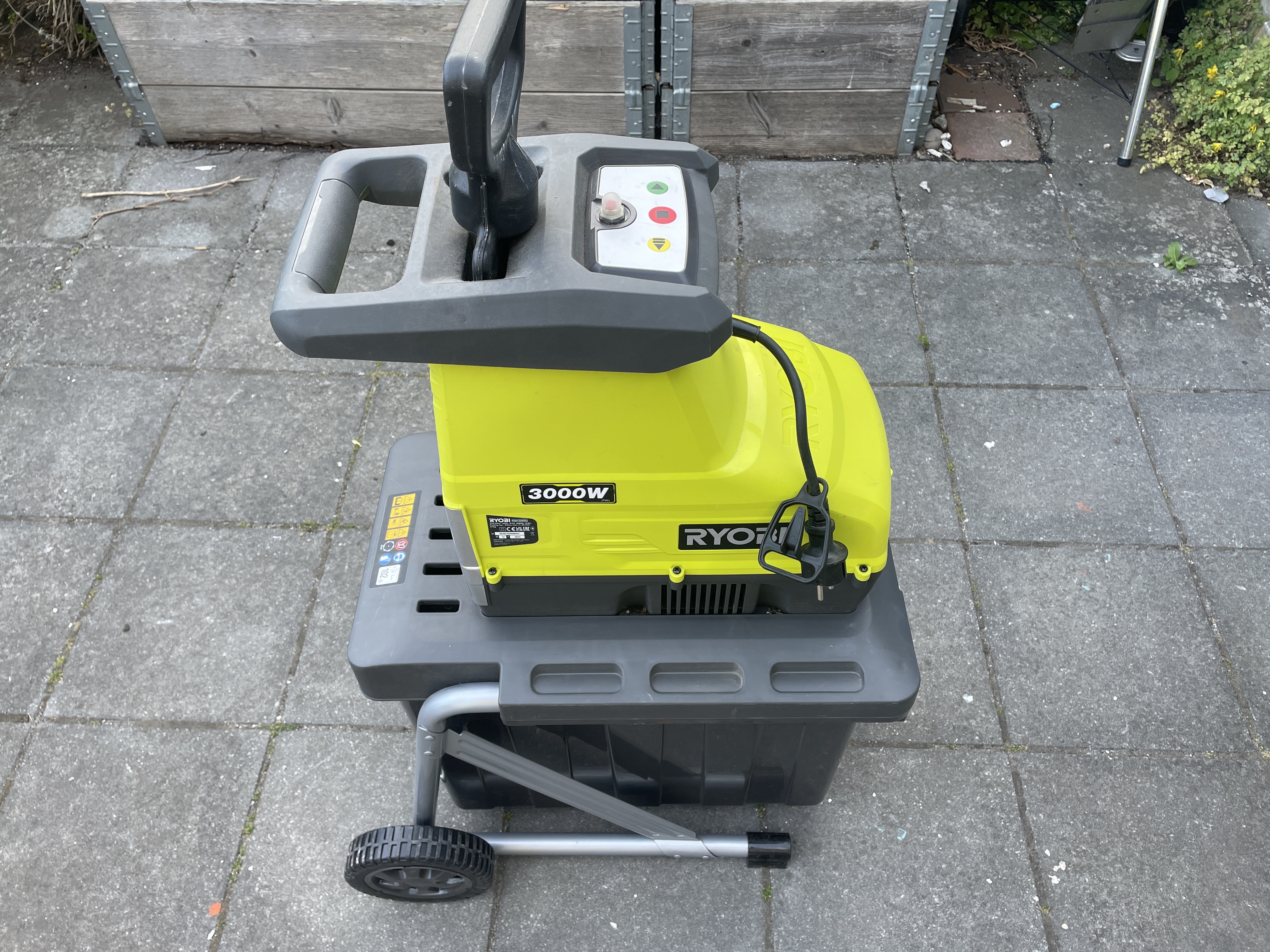 Ryobi kompostkvarn