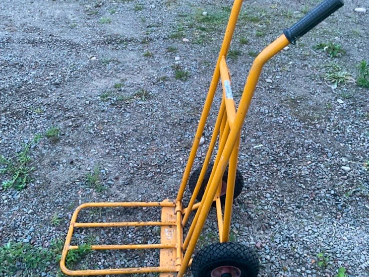 Ekebykärran säckakärra