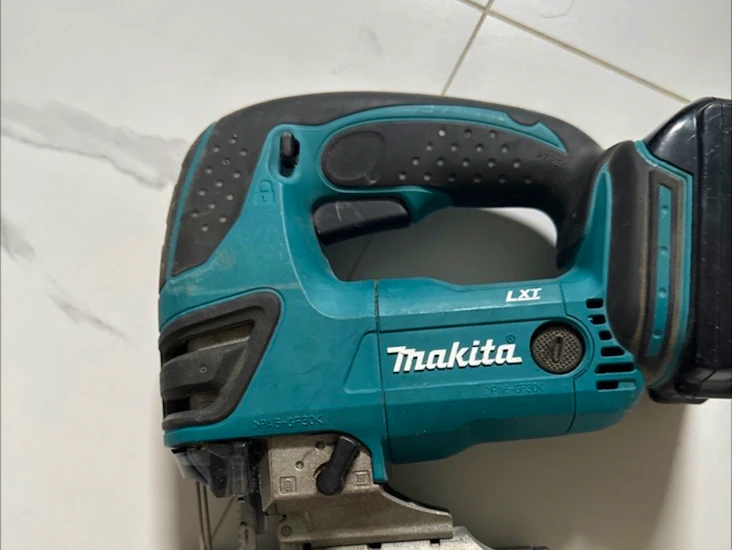 Makita sticksåg