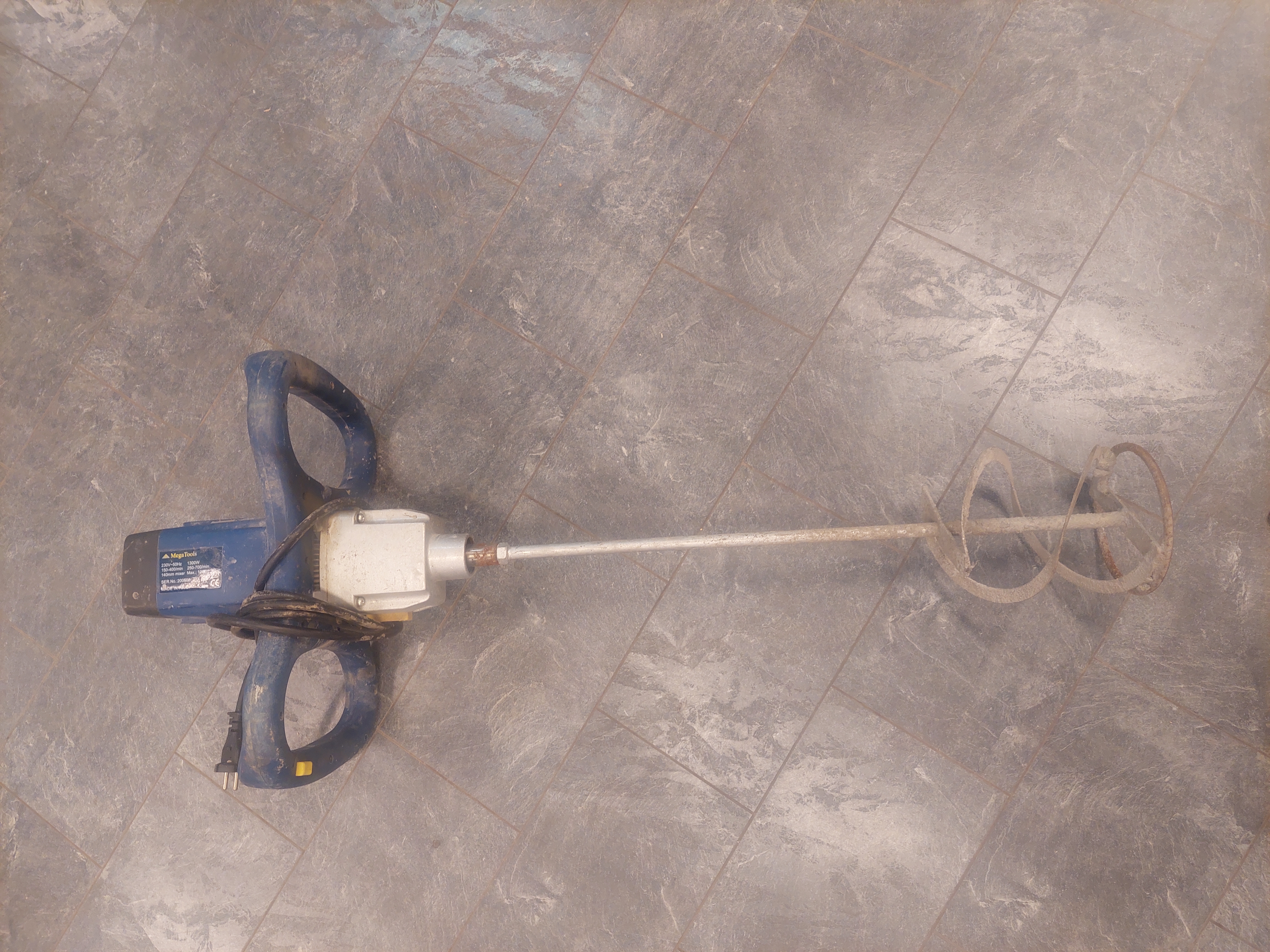 Mørtelblander og murer bøtter