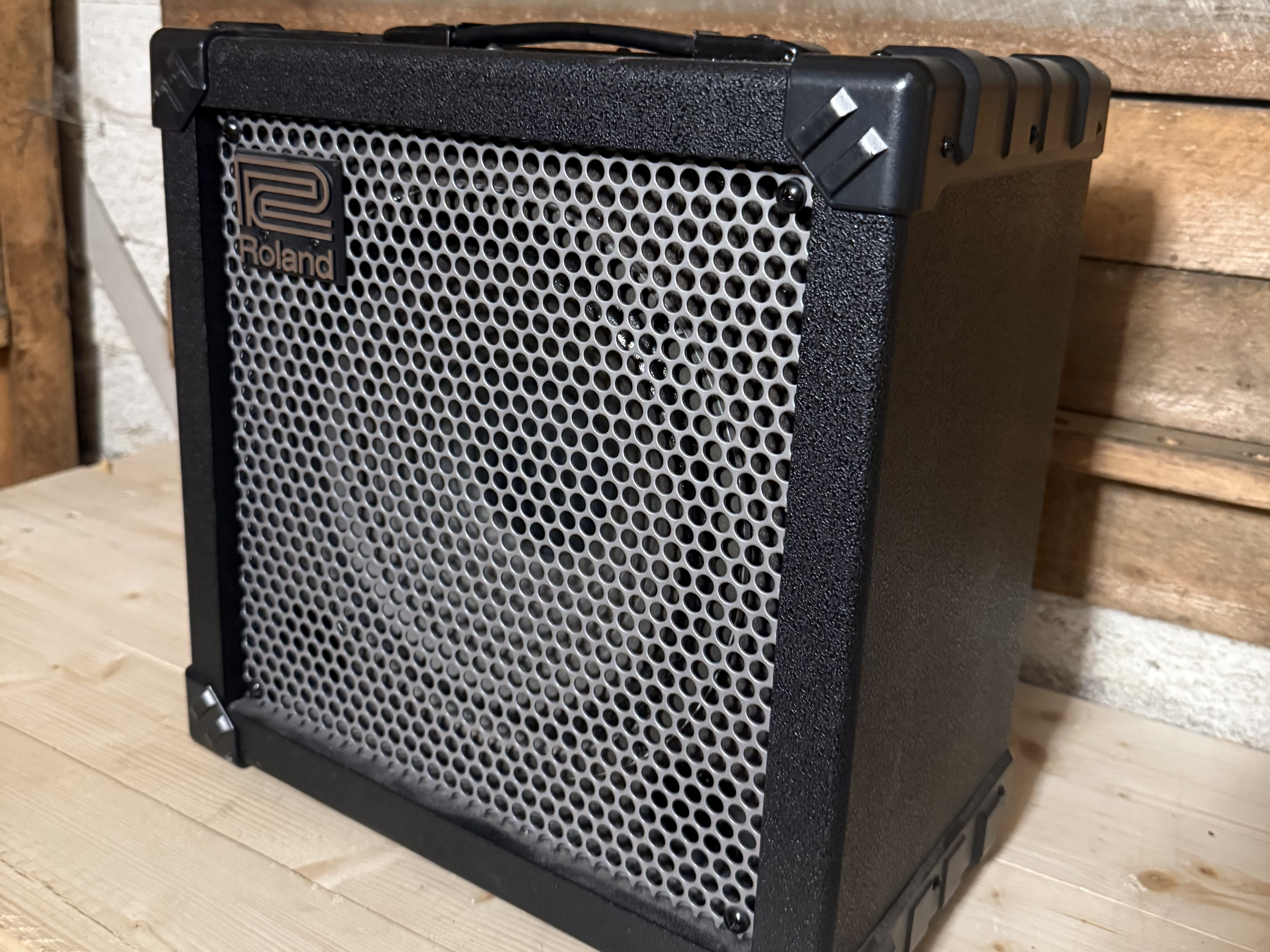 Roland cube 30x