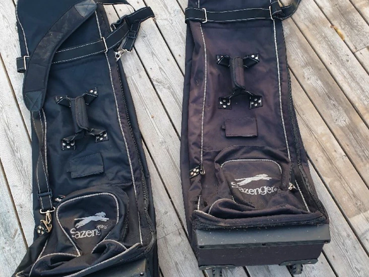 2 stycken golf resefodral