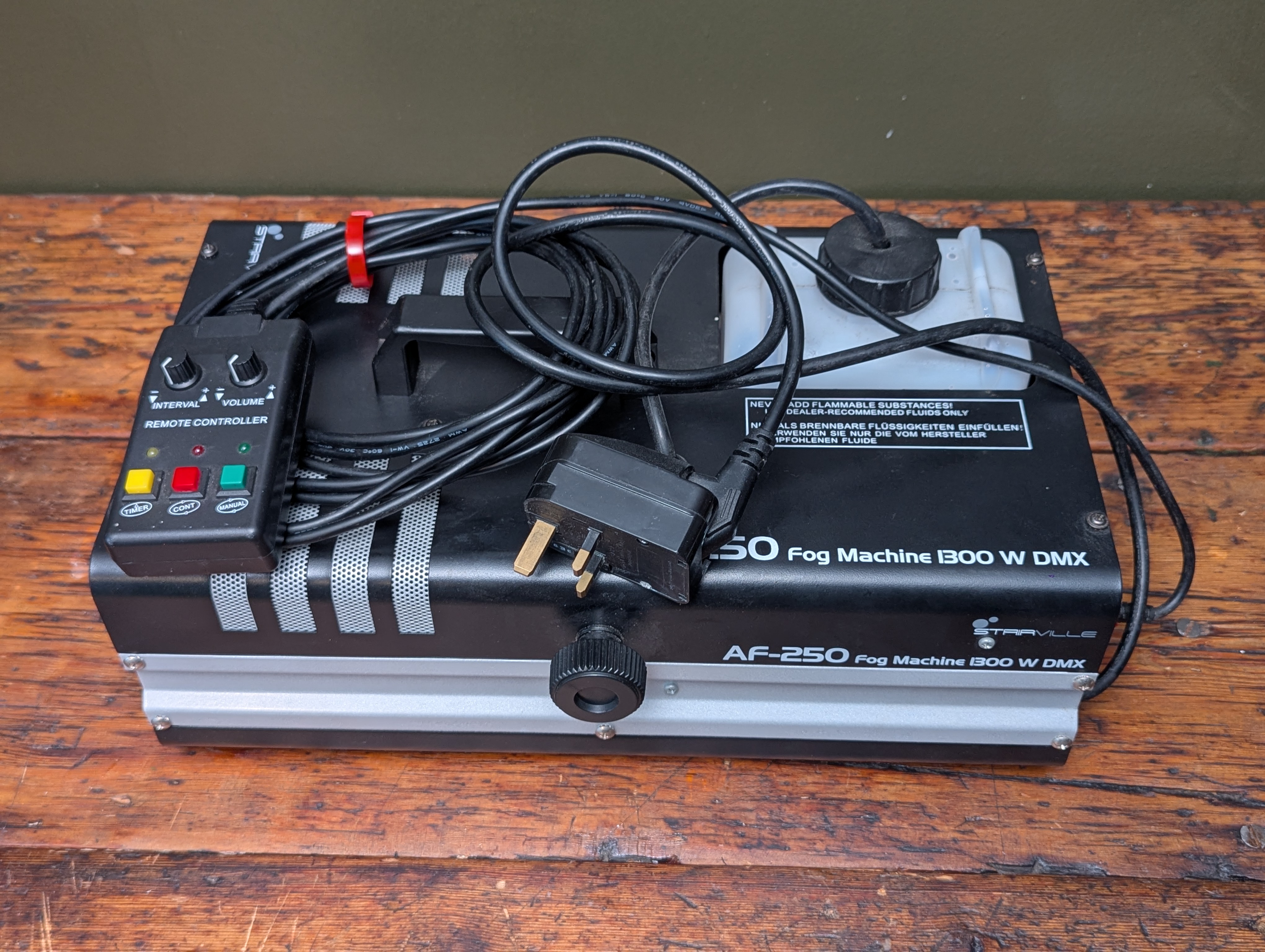 Stairville af 250 fog machine + cabled remote control 
