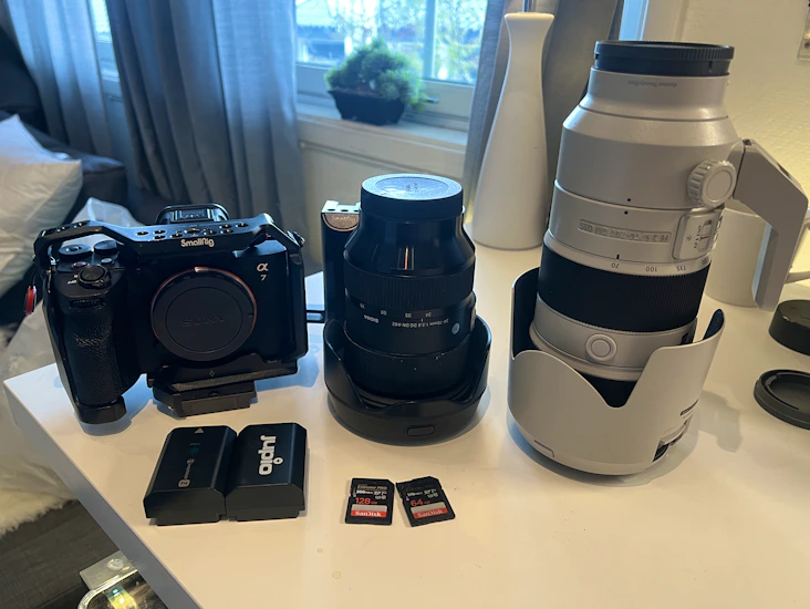 Sony a7iv + 24-70+ 70-200