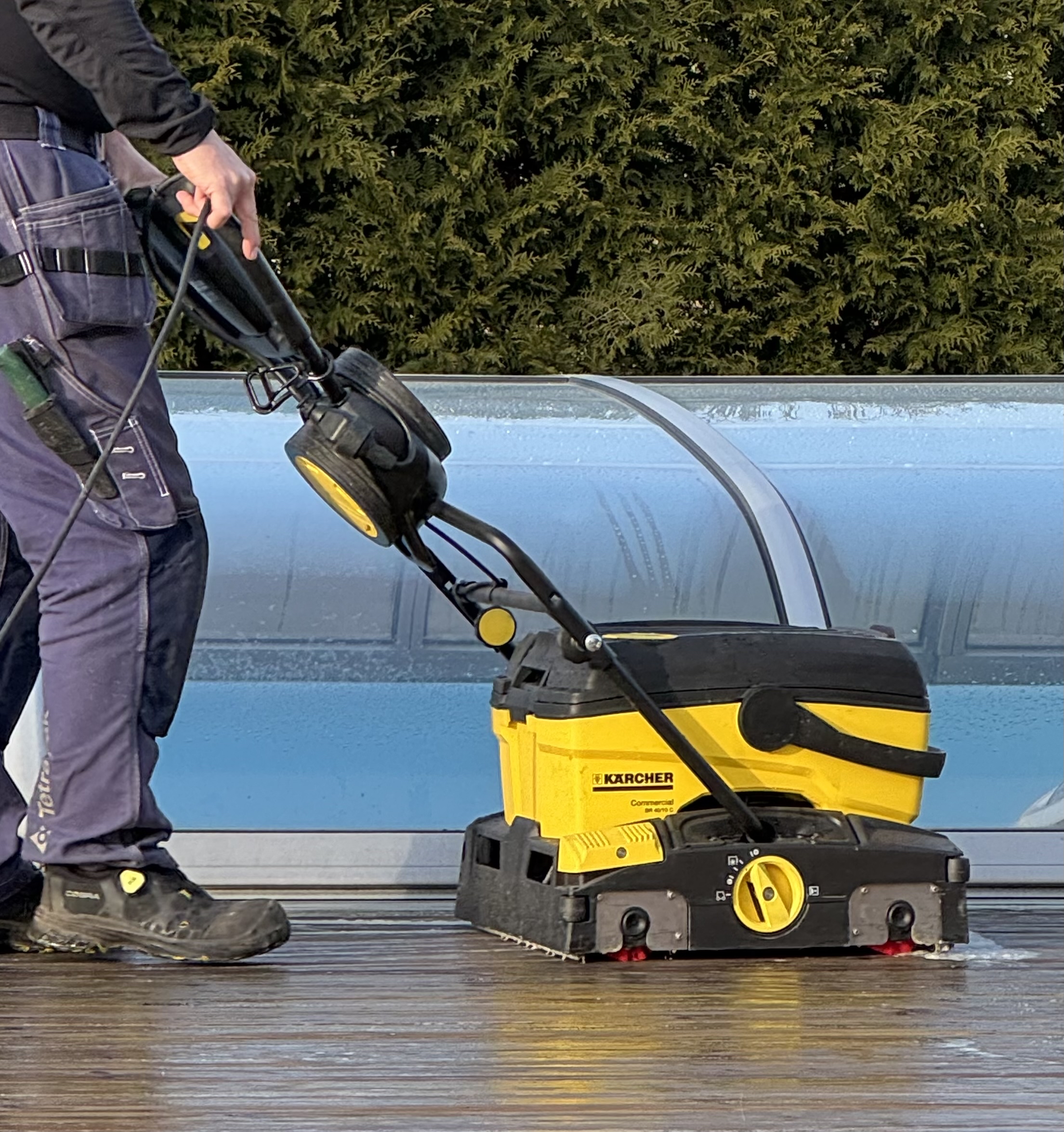 Terasstvätt/skurmaskin för trädäck (likadan som bona)