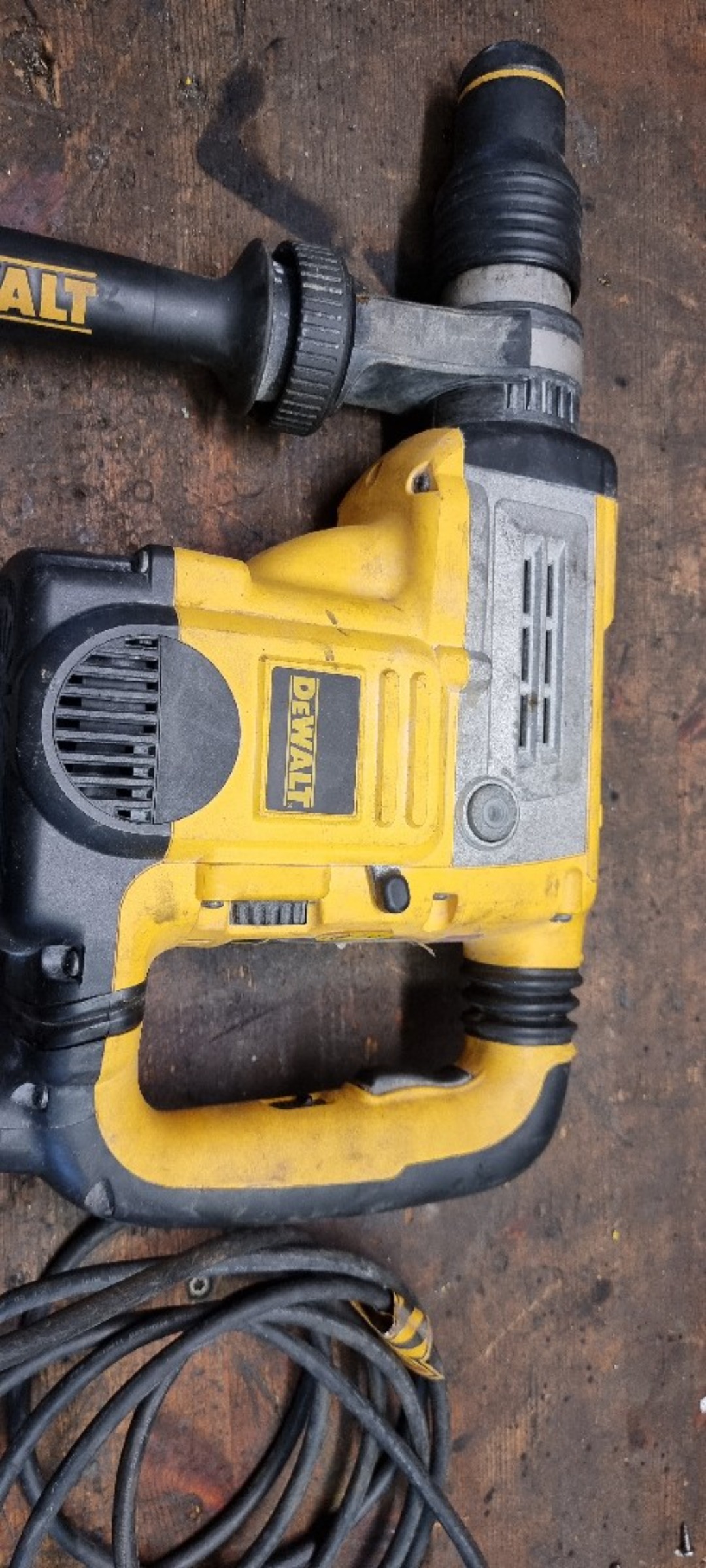 Meisel og borhammer fra dewalt d25603