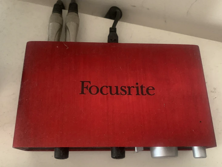 Scarlett focusrite 2i2