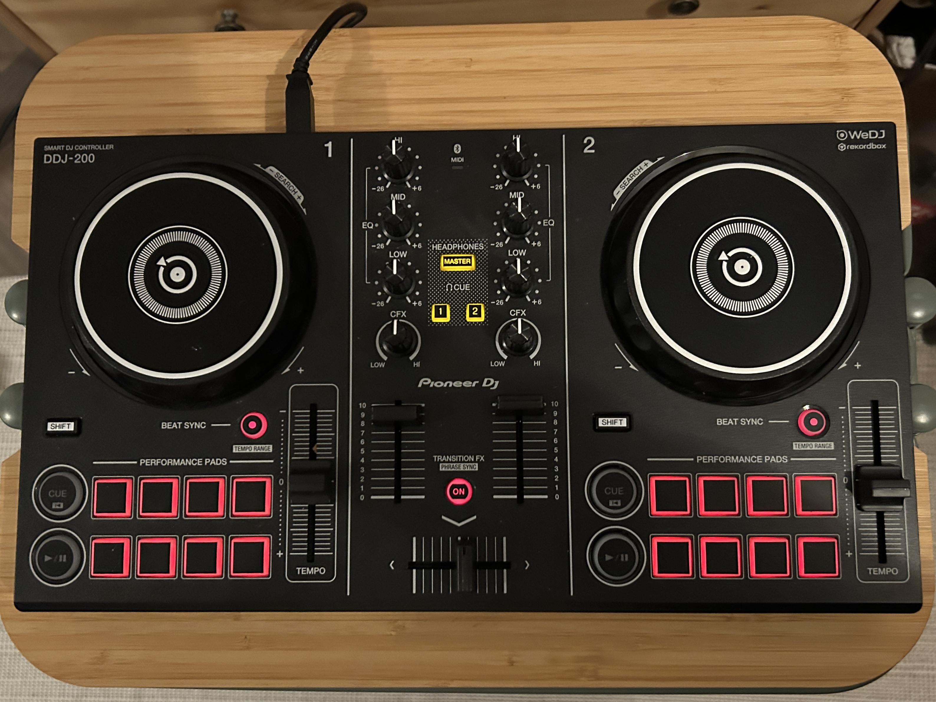 Pioneer dj ddj-200 smart dj controller