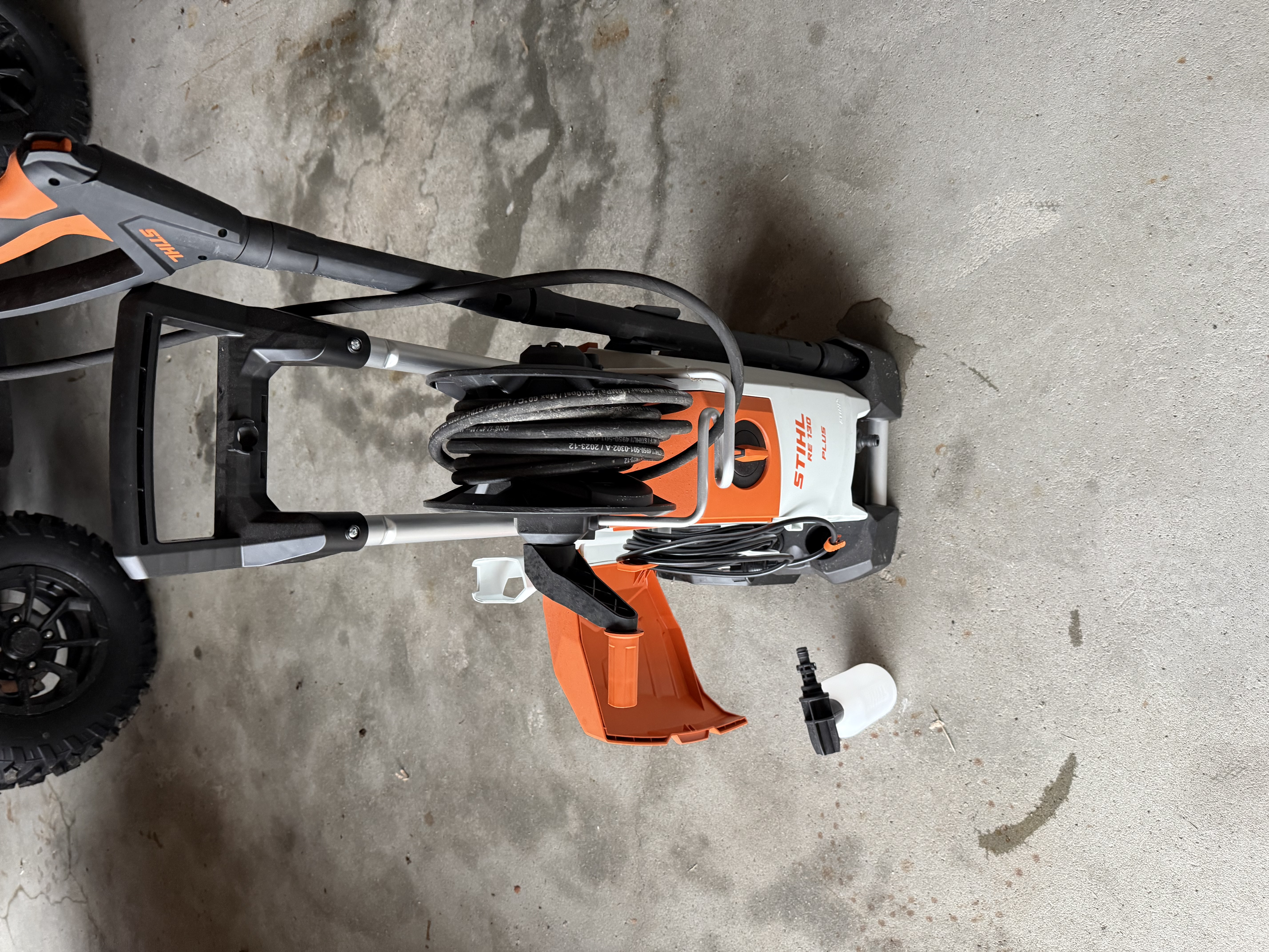 Stihl re 130 pluss høytrykksspyler 