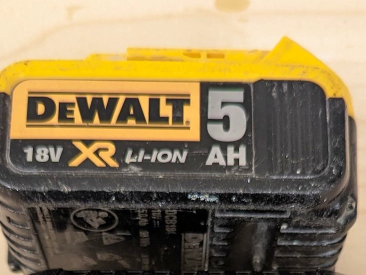 Dewalt batteri och batteriladdare