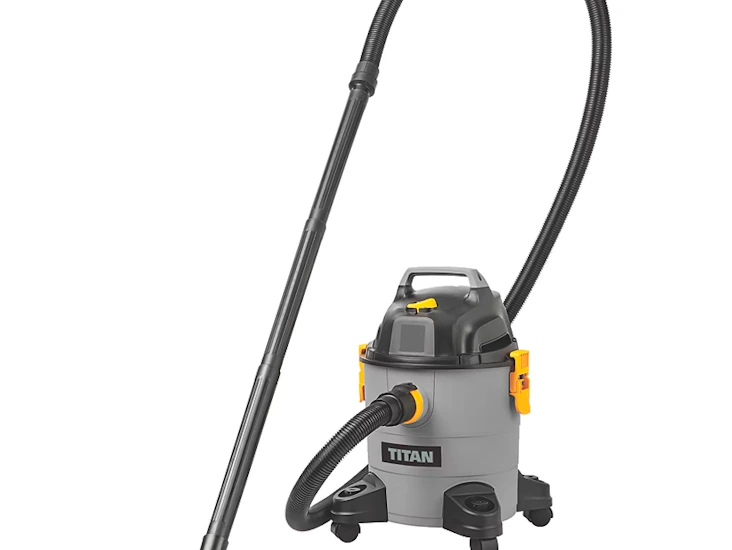 Titan wet & dry vacuum cleaner - ttb774vac 1300w 16ltr 220-240v