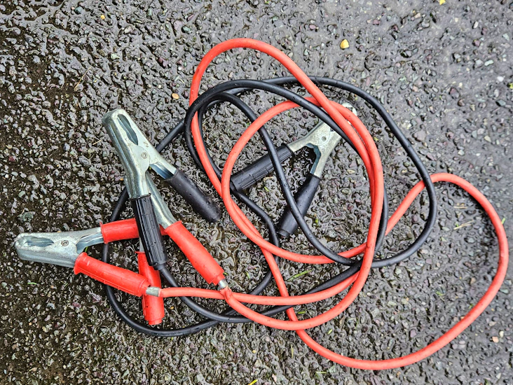 Battery jump cables