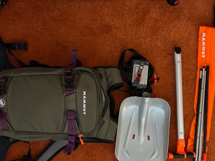 Piippari + sondi + lapio repussa